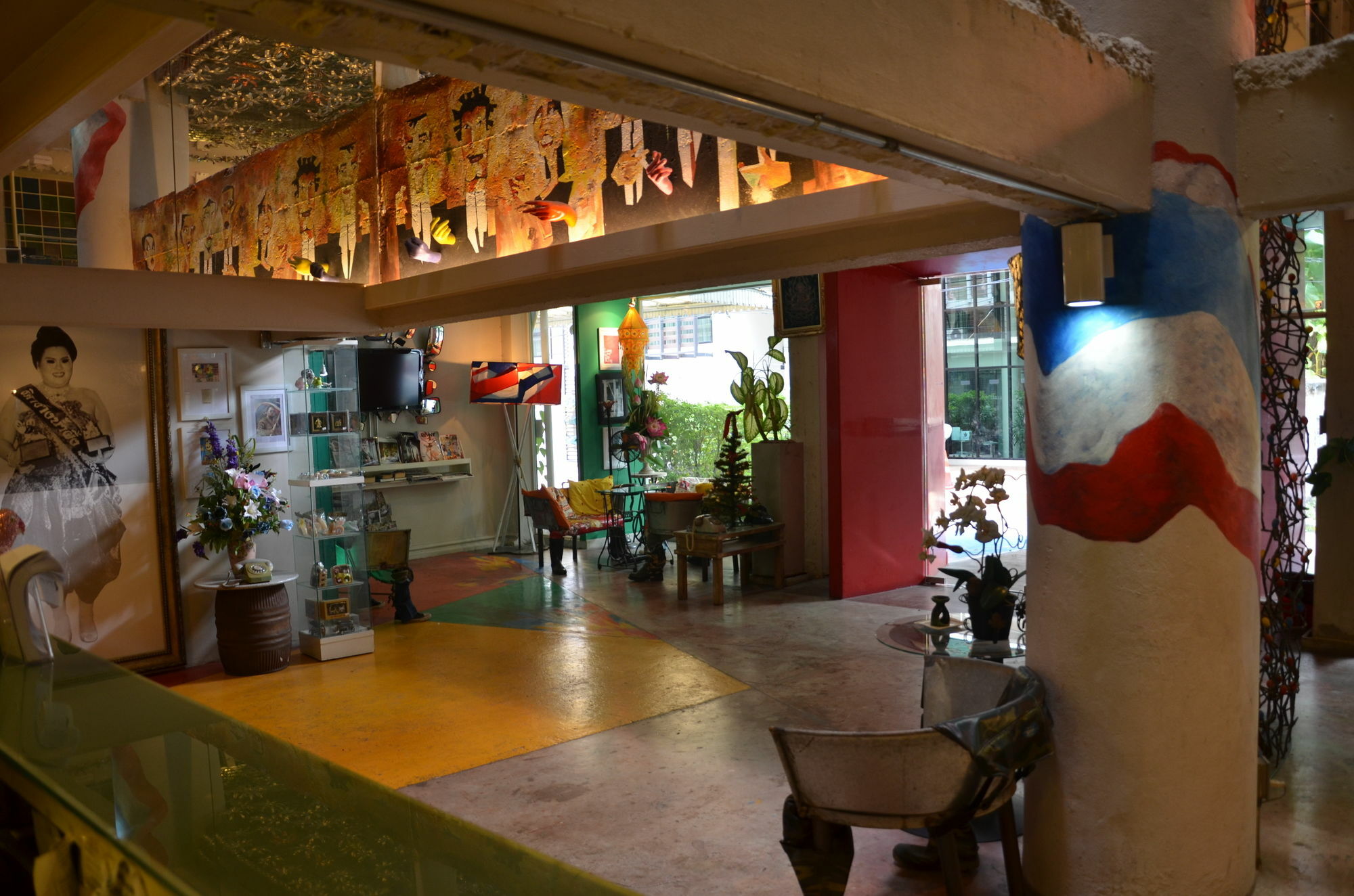Silom Art Hostel Bangkok Esterno foto