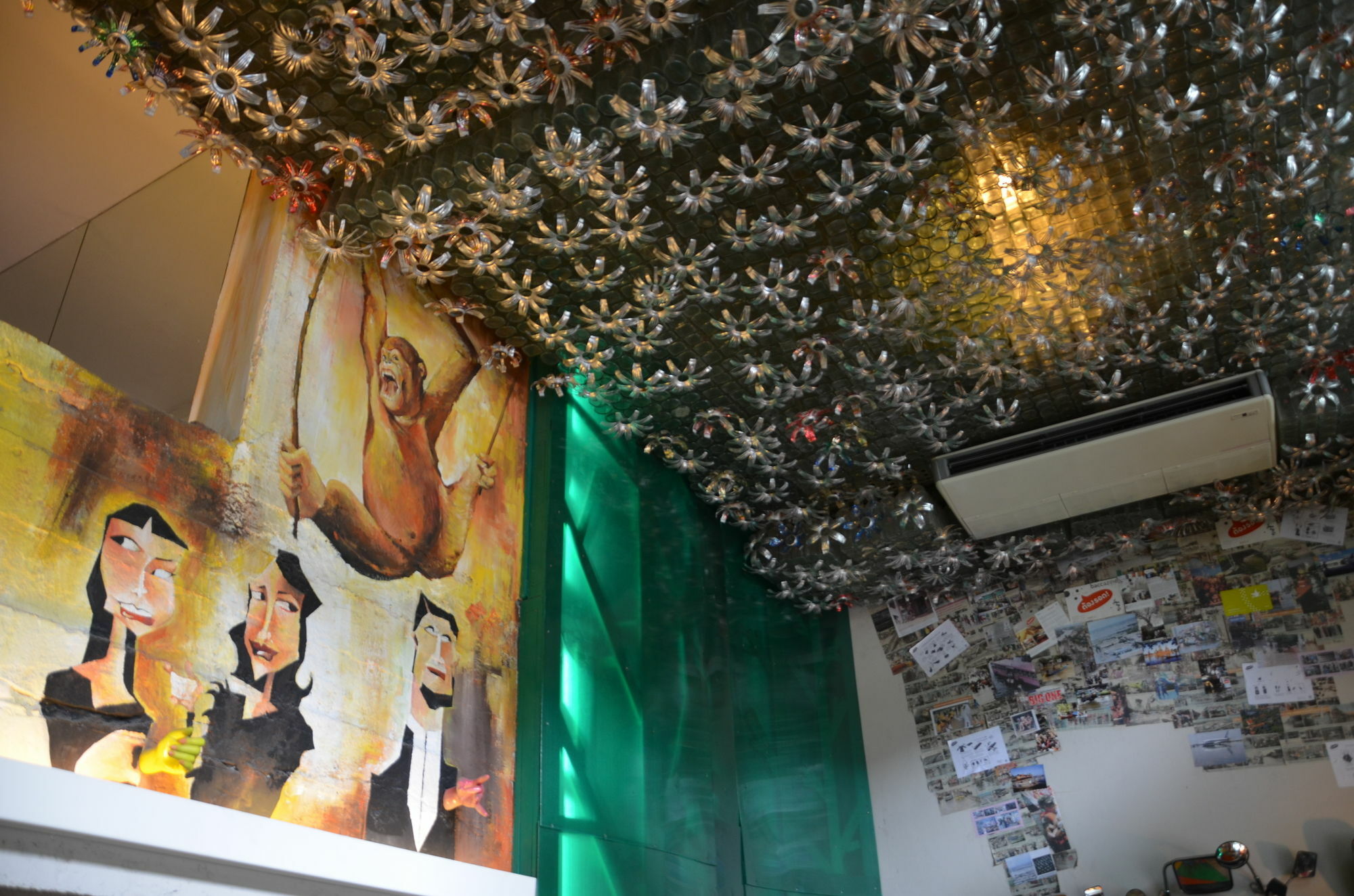 Silom Art Hostel Bangkok Esterno foto