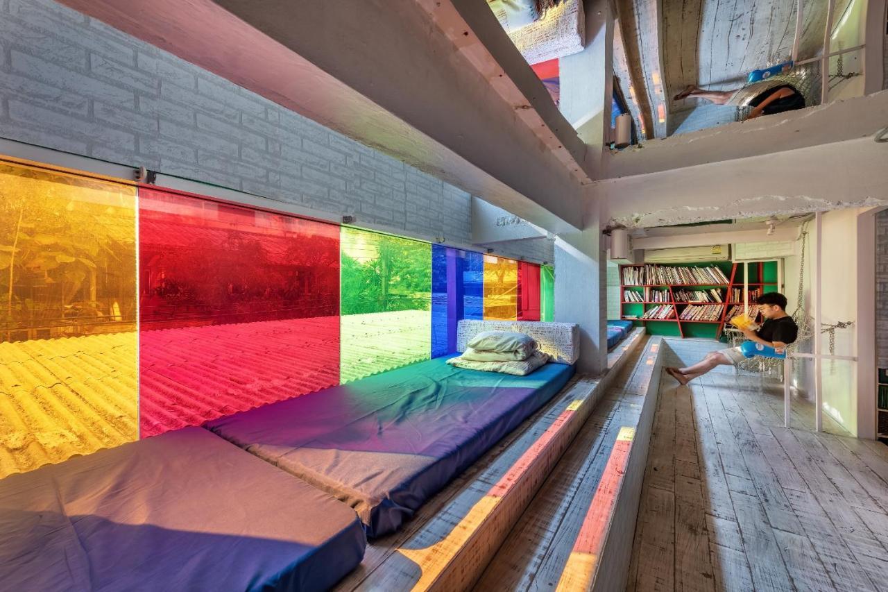 Silom Art Hostel Bangkok Esterno foto